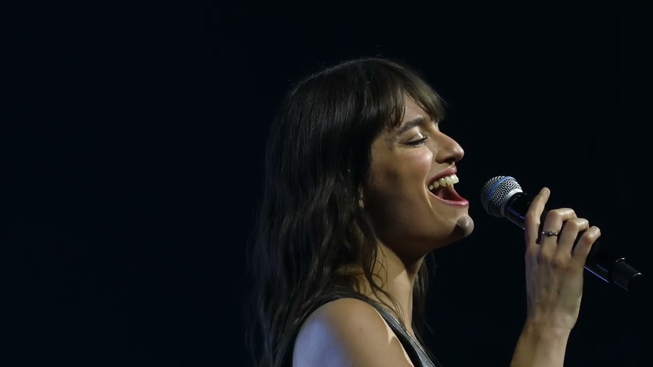 Clara Luciani - La Baie - Live at the AccorArena, Paris - 18/02/2026
