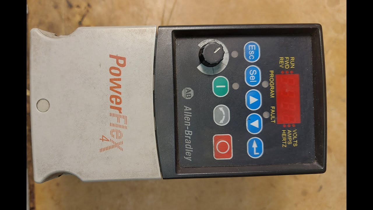 Falownik Allen-Bradley Power Flex 4 błąd F122  naprawa falownika
