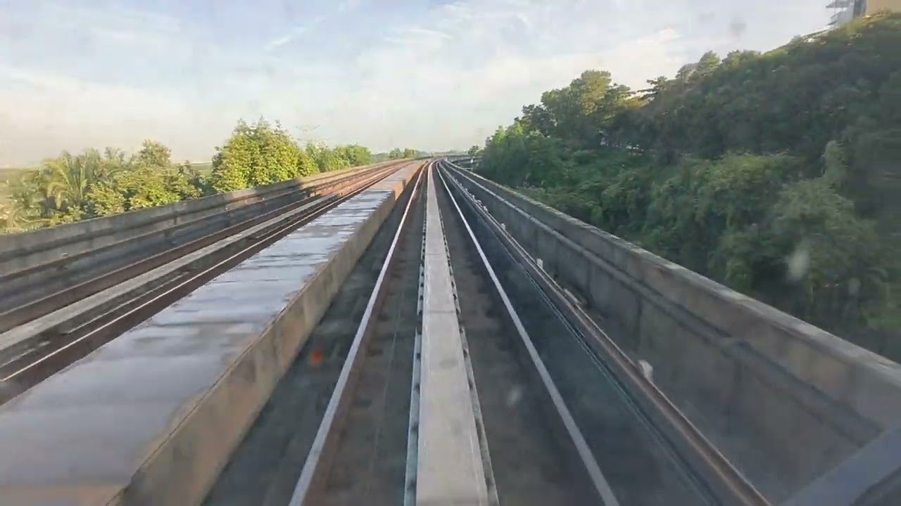LRT Kelana Jaya Line Alstom Innovia Metro 300 TR33 | Alam Megah ➡️ Putra Heights ➡️ Alam Megah.