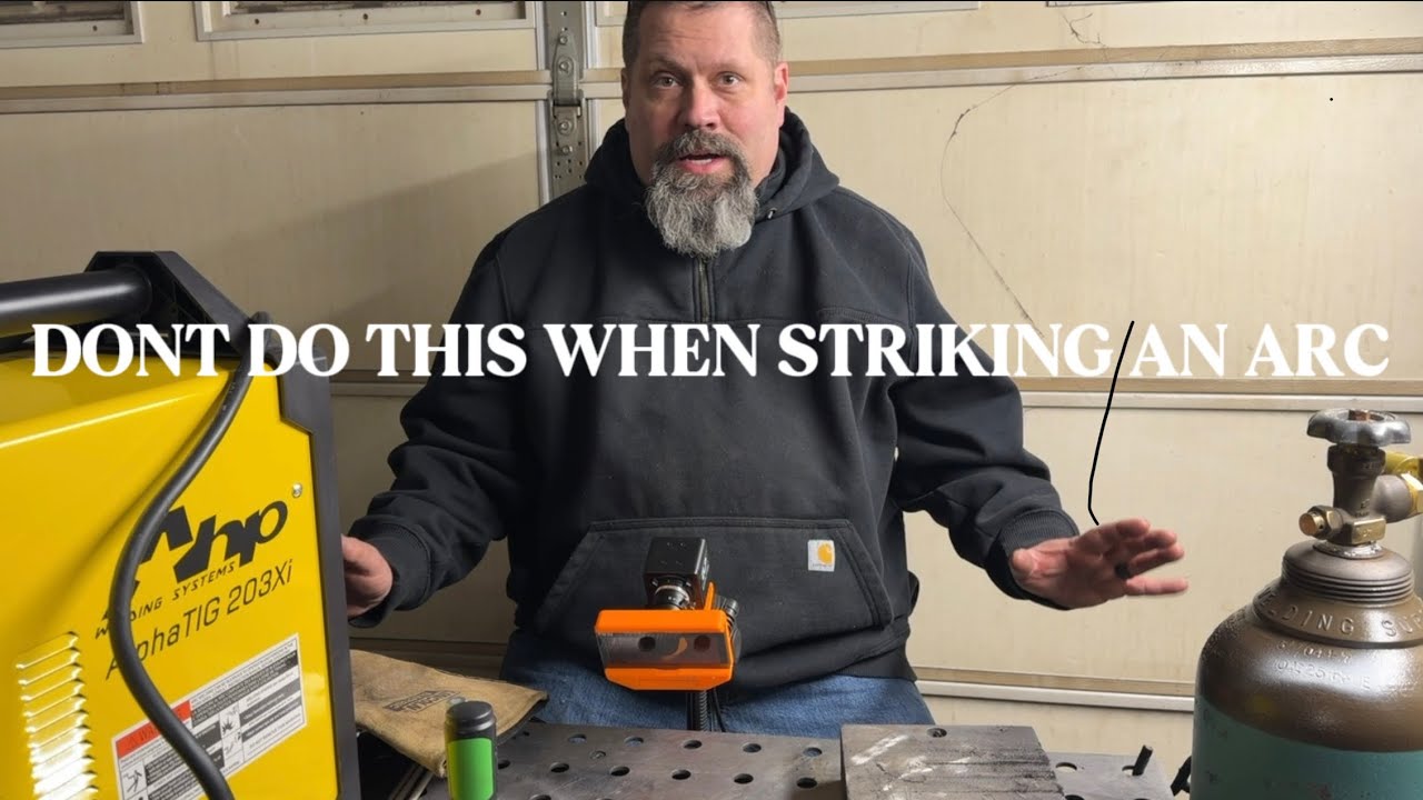 Striking arcs on the AHP 203Xi