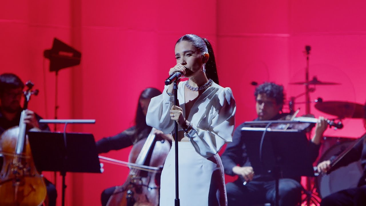 Javiera Mena - Esquemas Juveniles (en vivo en Teatro Municipal de Santiago)