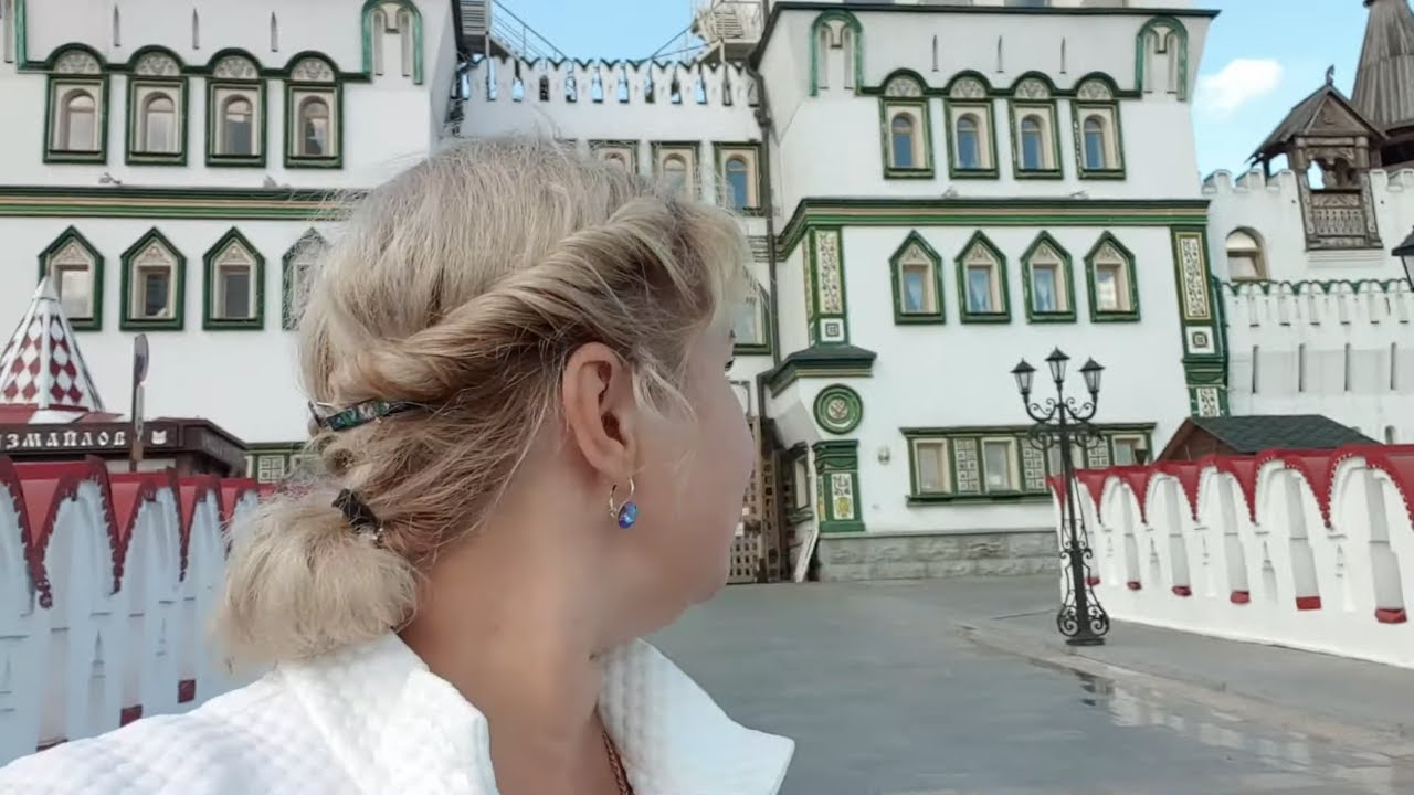 Обед в гостинице Вега Измайлово, Измайловский кремль, Вернисаж, Матрешки по цене Айпада.