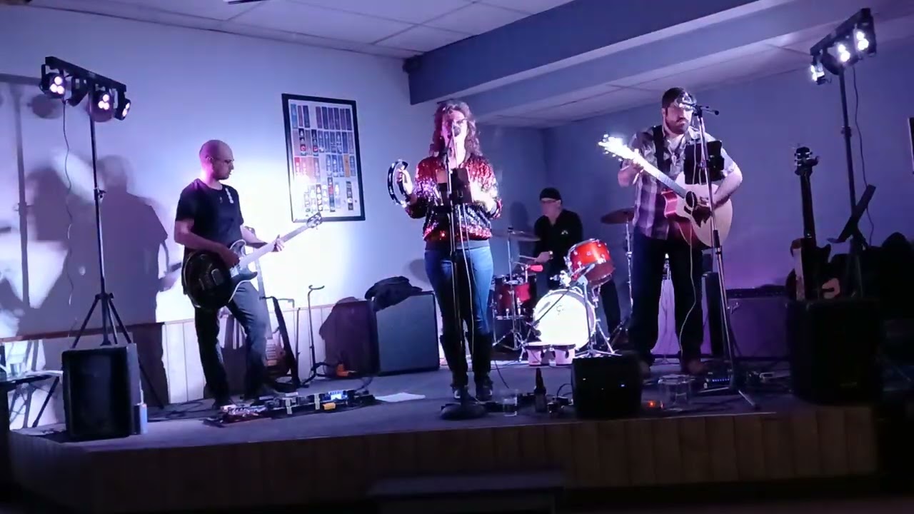 Brittany Hayes w/ Red Right Return at the RC Legion Br#29 (2/21/26) -- Fort Frances, Ontario, Canada