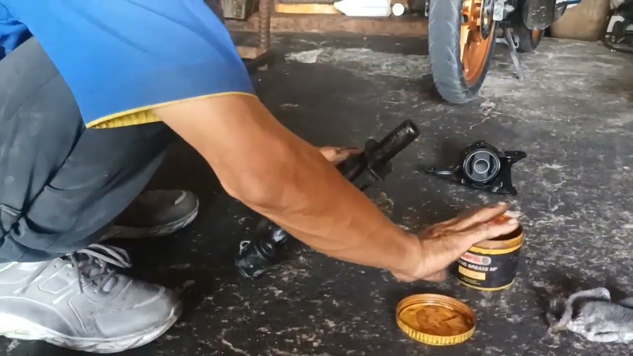 Ganti busing arm Honda Freed