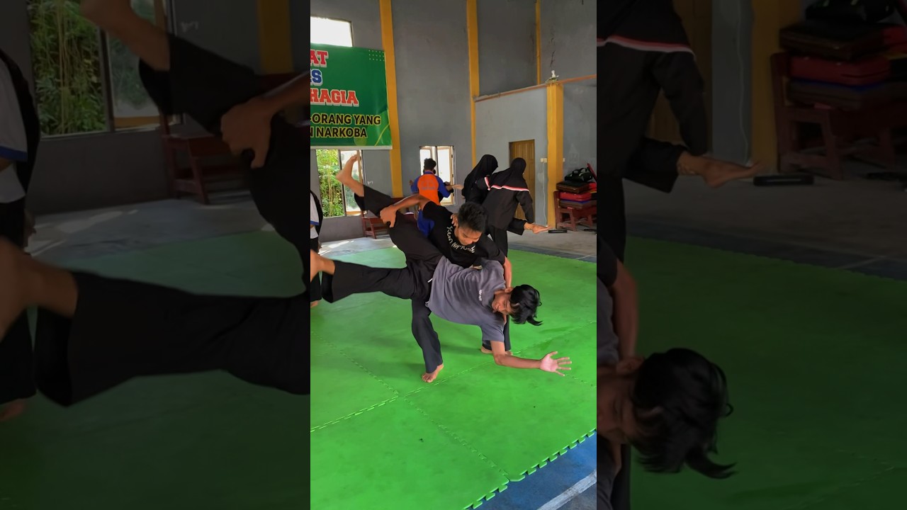 Latihan rutin di bulan Ramadhan #ipsi #psti #persilat #pesilat #silat #pencak #shorts