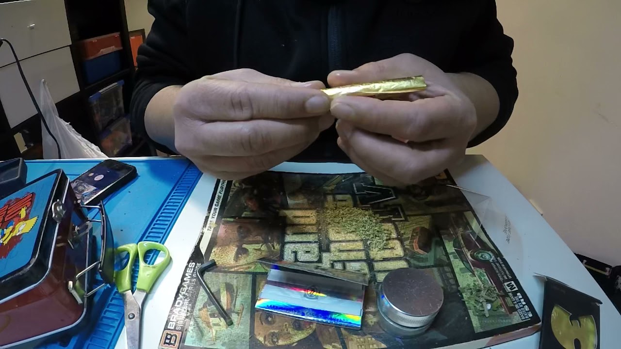 Rolling with  Wu-Tang&rsquo;s 24k gold rolling papers.