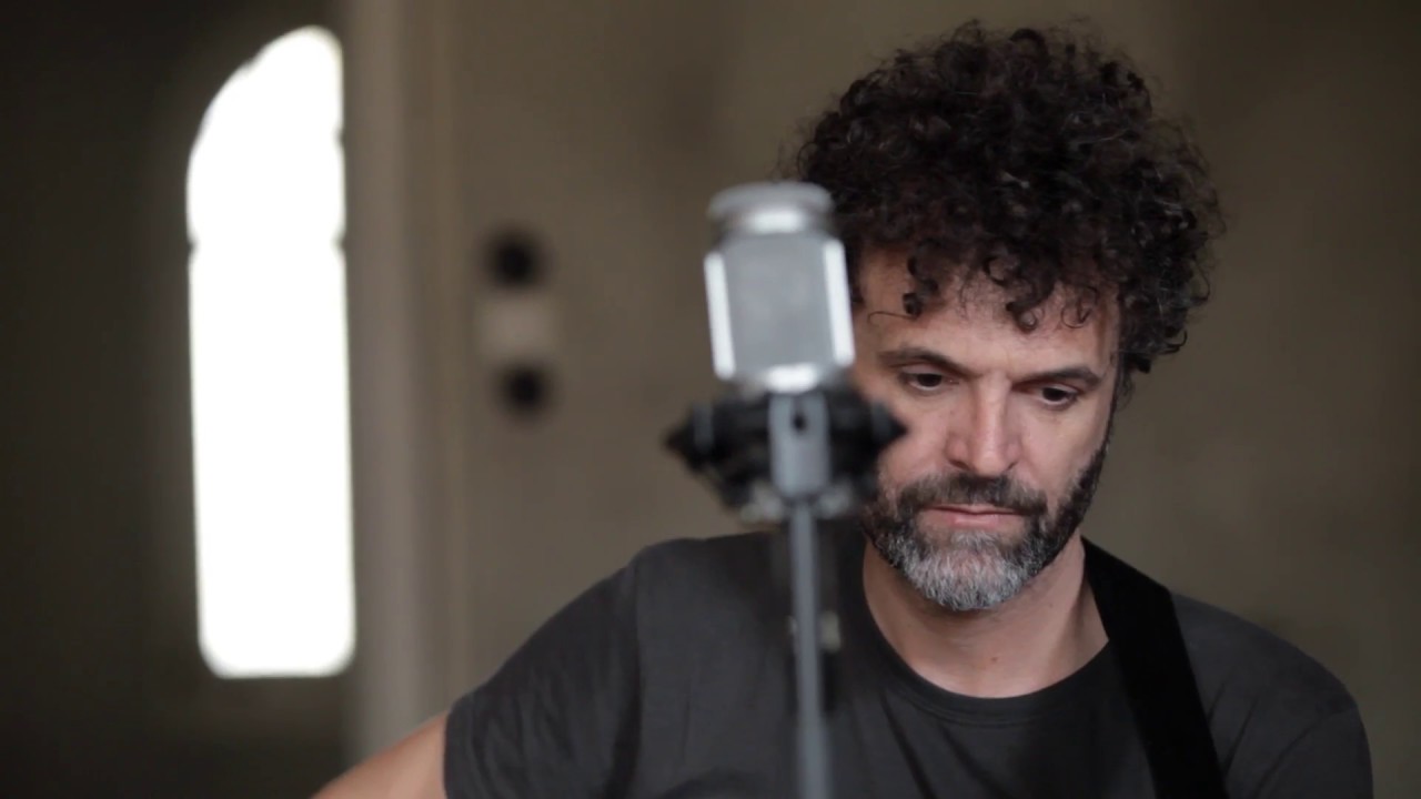 MAGA - LA CASA EN EL NÚMERO 3 (acústico en Velintonia)