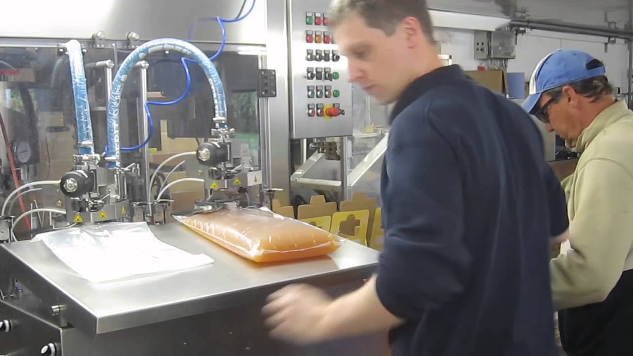 Testfüllung 2 Tisch Maschine