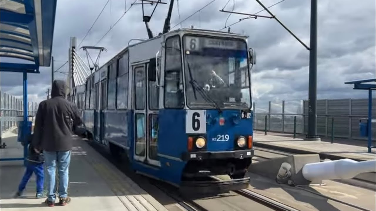 Artur 🤯zmienia plany, 🏎️wyścig na schodach, czyli improwizacje podróżnicze i Cichy Kącik.