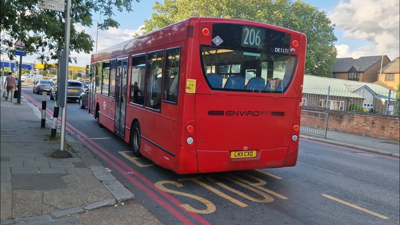 *Nice Engine* Metroline DE1171 LK11CXD Bus Route 206