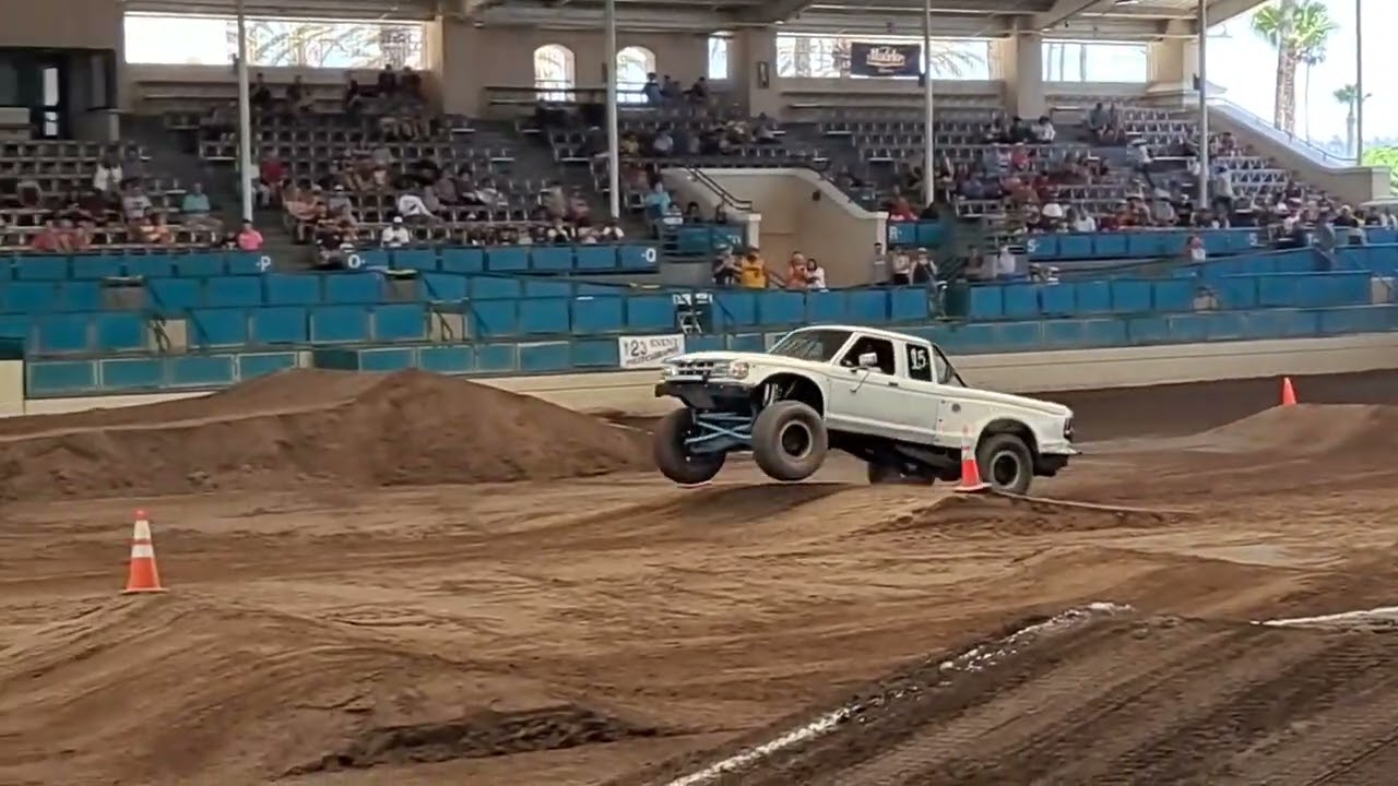 Del Mar Tuff Trucks 2022 Day 2: Driver : Matt Darby