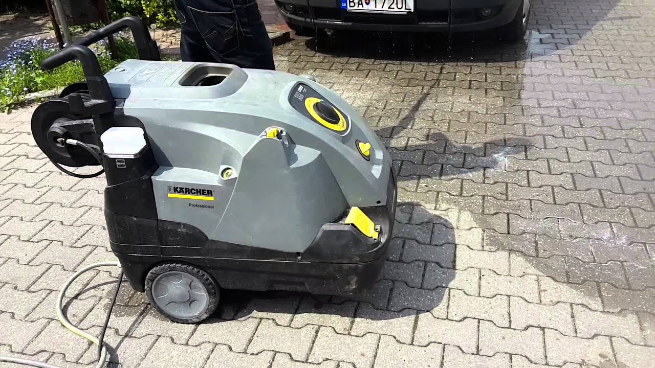 Predaj a požičovňa horúcovodných tlakových čističov. Predvádzanie HDS 8/18 Kärcher.