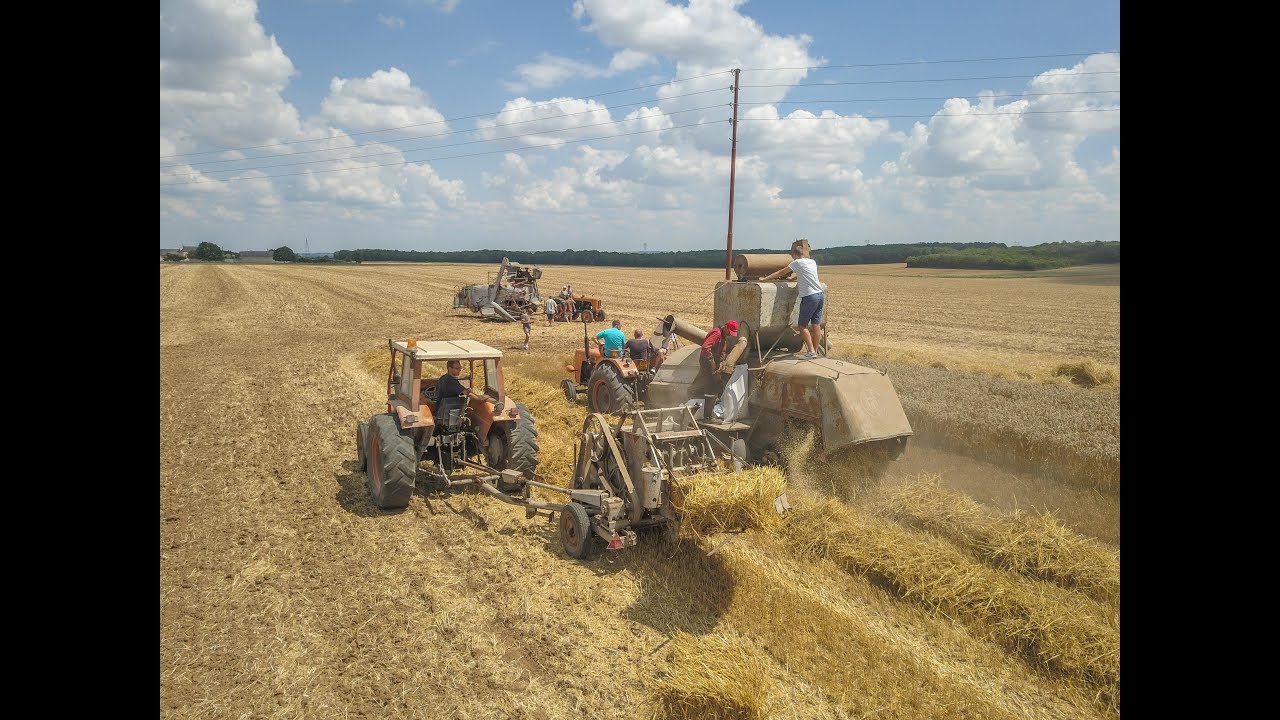 Moissons a l'ancienne en Someca et Claas trainées !