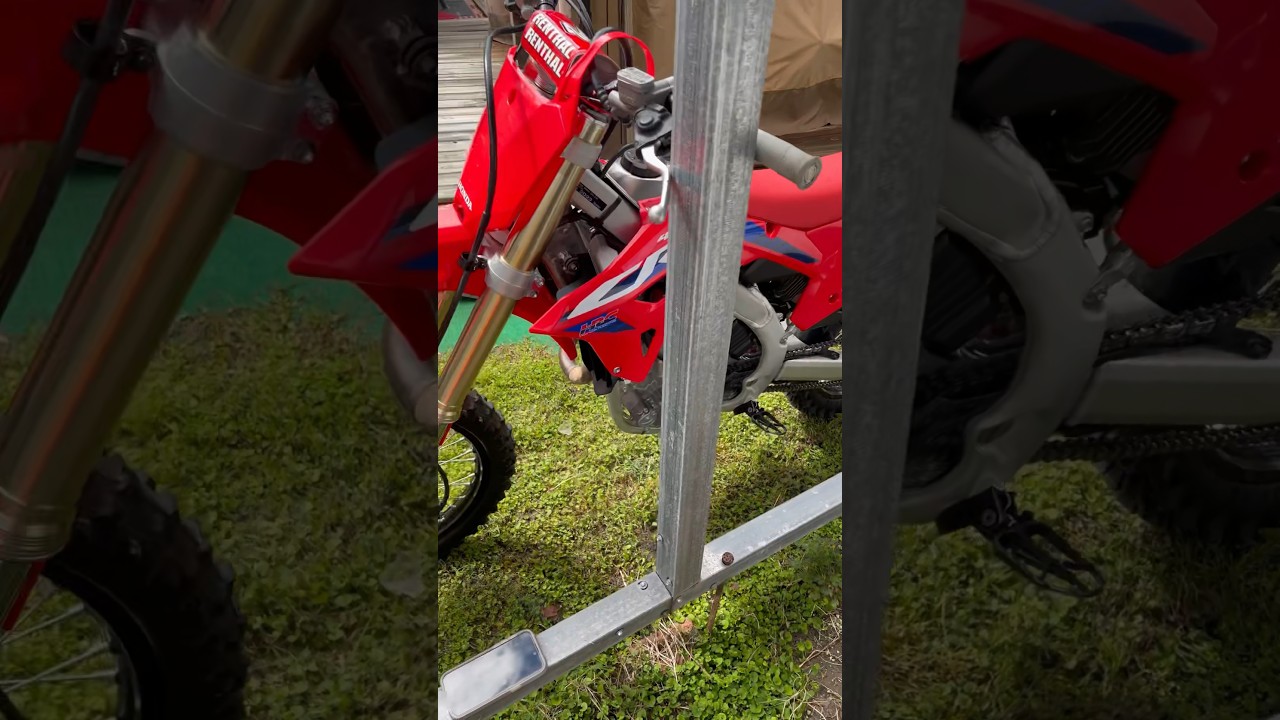 Y&rsquo;all want 2023 CRF450R build content? 😮&zwj;💨 #honda #crf450r #shorts #shortvideo #dirtbike