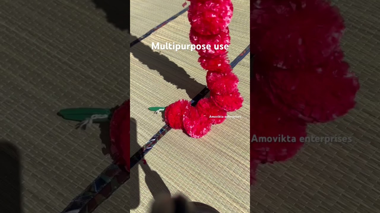 Red color marigold string 