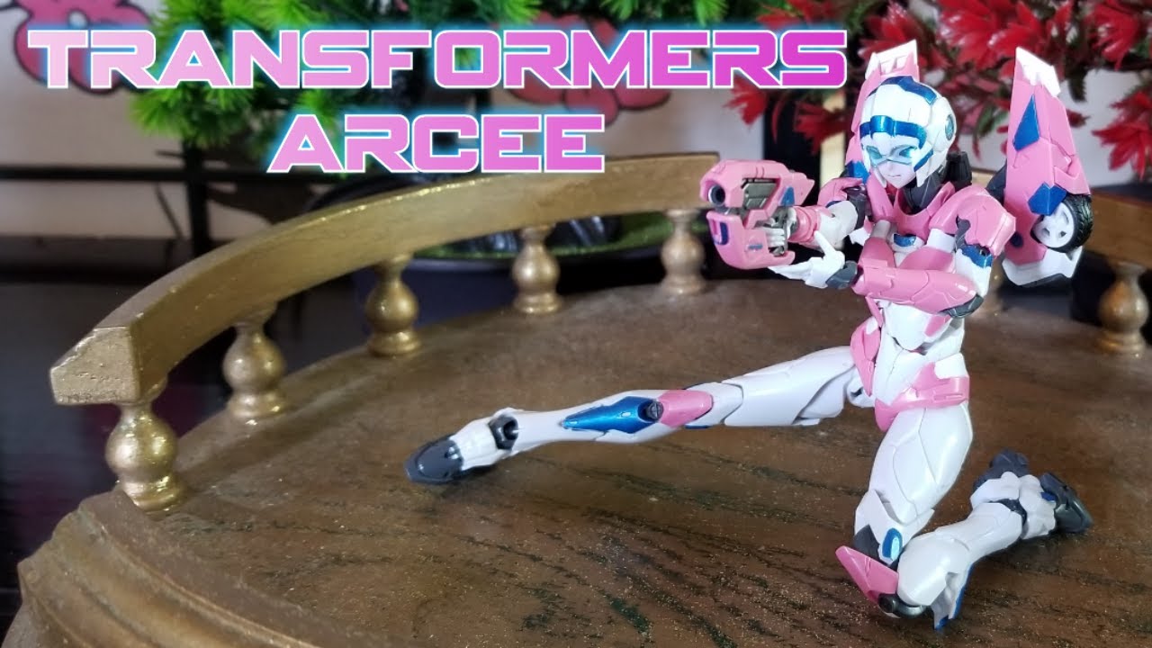 Arcee RC Transformers Model Kit Review from Flame Toys and Furai Model