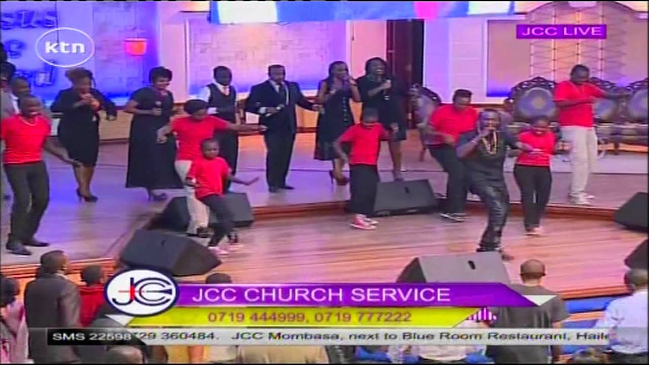 Controversial gospel singer Willy Paul lead praise and worship session at JCC church service