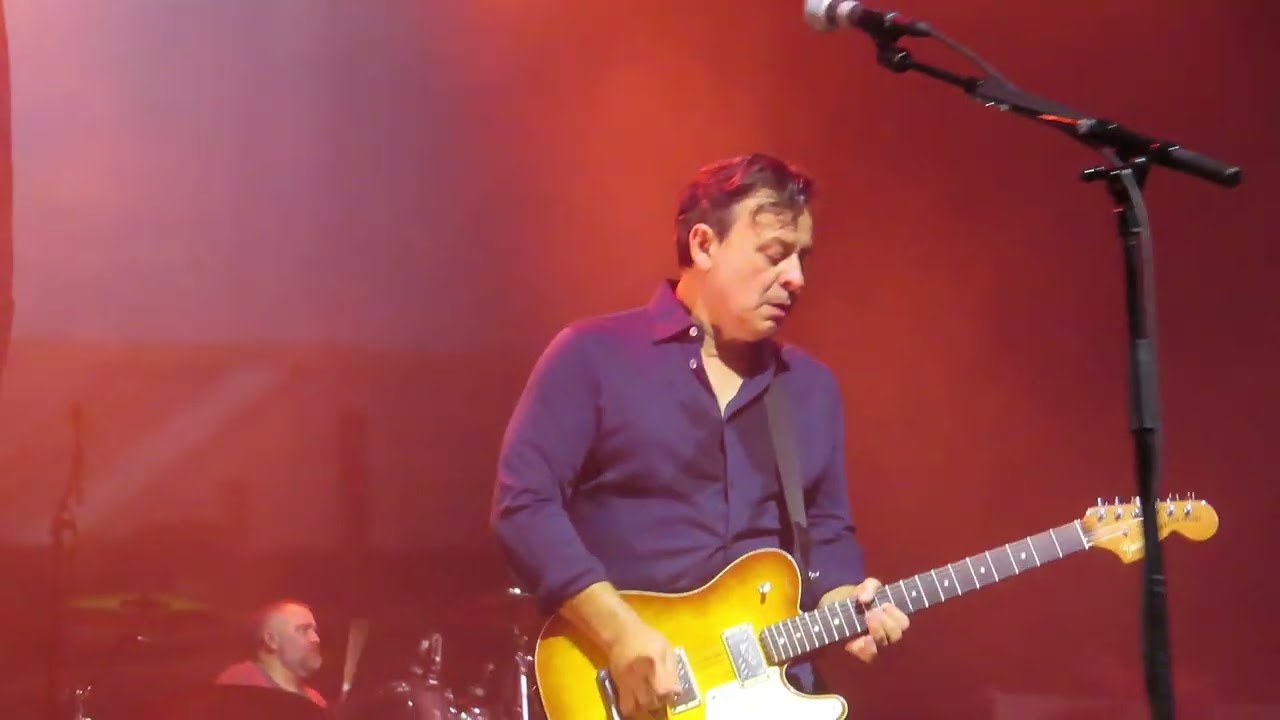 She Sells Sanctuary - Manic Street Preachers - San Francisco - Monday 7th November 2022