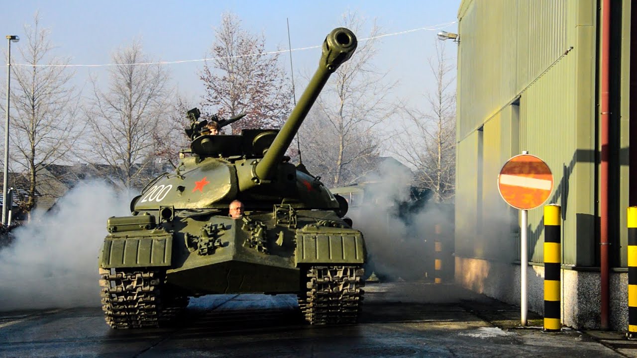Smoky JS-3 Heavy Tank flyby