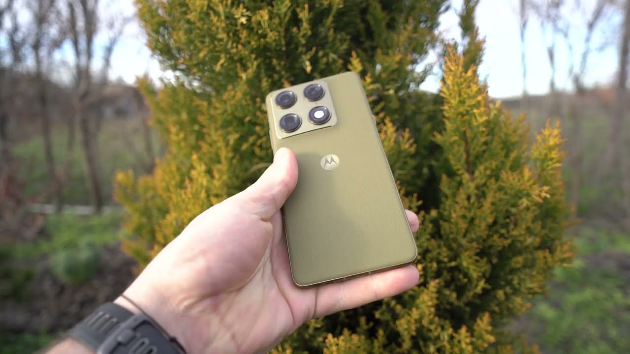 Motorola Signature részletes TESZT; Repülőgépipari alumínium, Pantone dizájn, 7 év Android frissítés