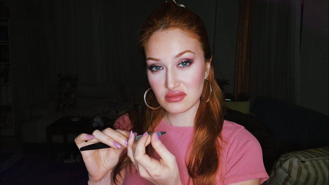 ASMR | Garip Şiveli Mahalle Kuaförü Roleplay | Türkçe Asmr | (Dikkat! Sakız içerir.)