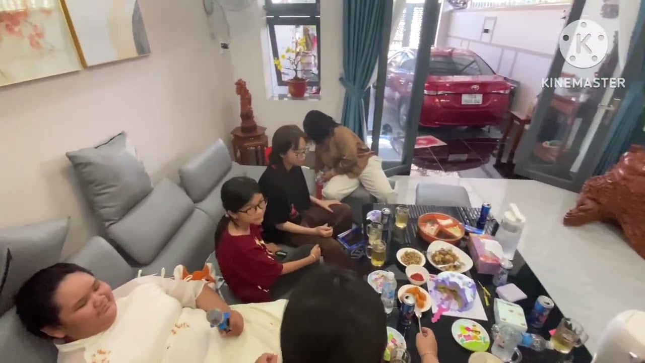 500 anh em mừng sinh nhật Ngọc Thanh
