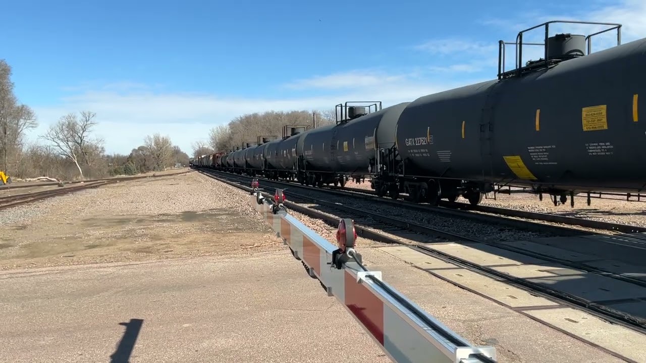 BNSF 5277 South In Garretson South Dakota