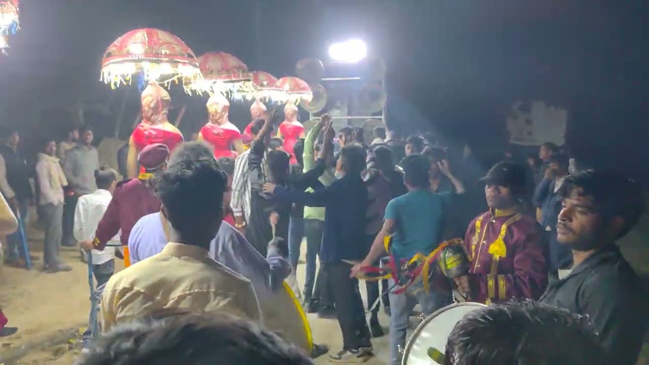 Gaon ka name dance😀🤪🐍😎🧔😁