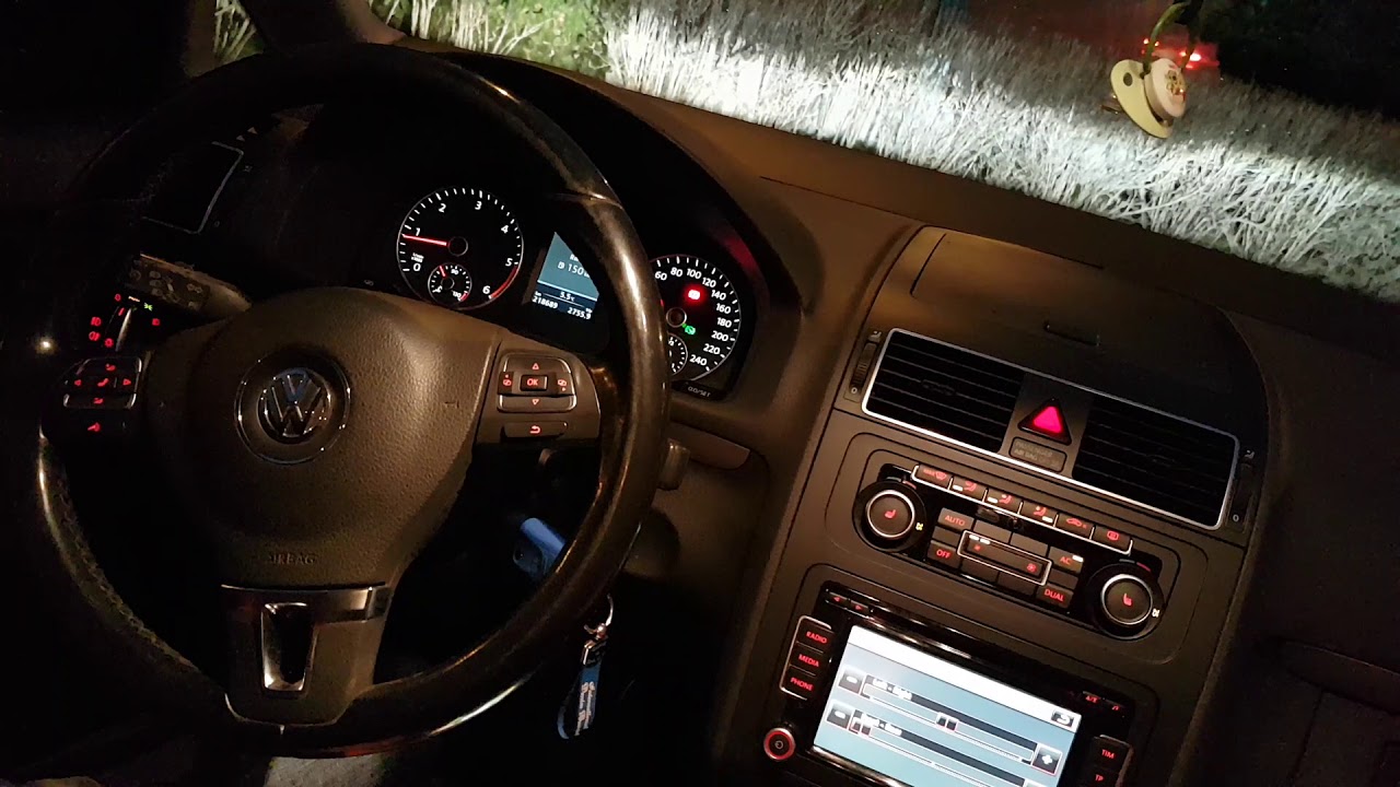 VW Touran 2010 Audio System X165EM Evo vs. MX165evo
