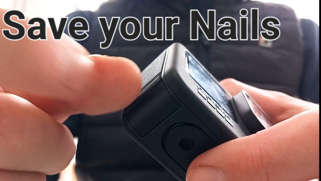 GoPro 11 - How to Open & Close the Battery door SAFELY