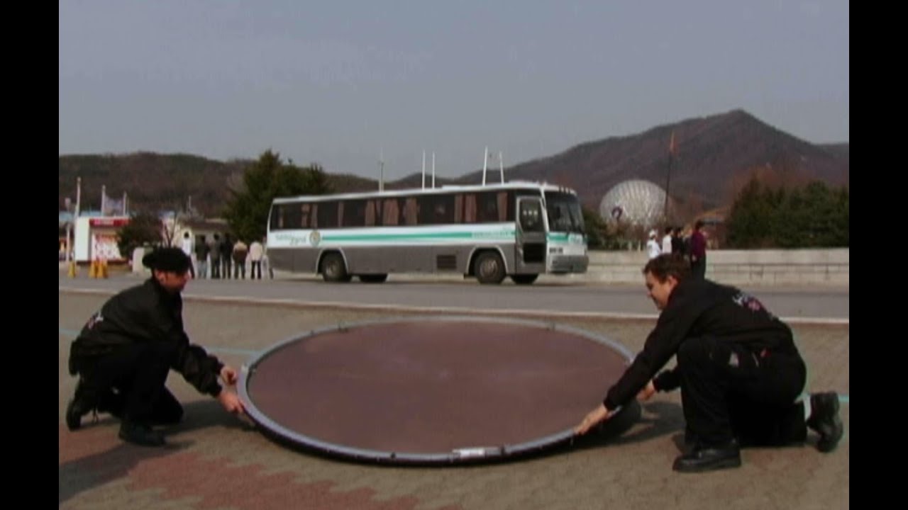 Bus Vanish Korea - Franz Harary Illusionist Magician