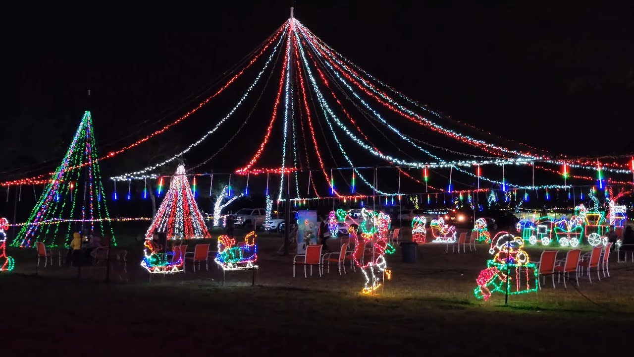 Elf Acres! Christmas Lights Drive Thru - Lights, Food & Fun!