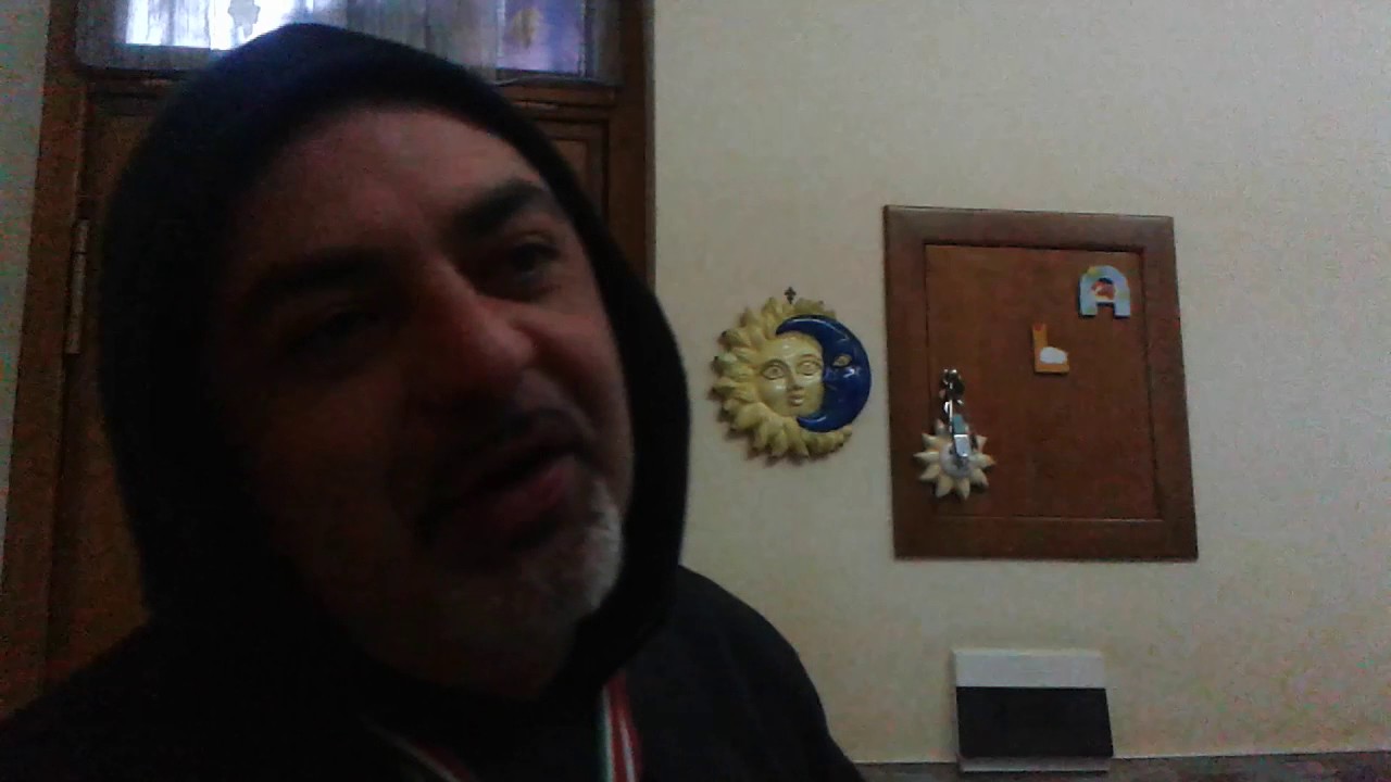 Intervista a mai vinciutus box by Gennaro Palumbo
