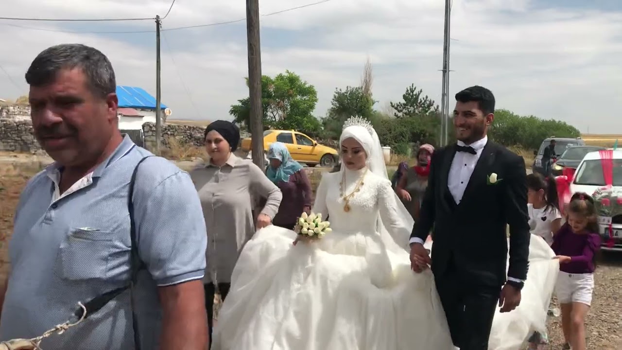 KEKEÇ KÖYÜ GELİN KARŞILAMA MUHAMMET VE FUNDA ÇİFTLERİ