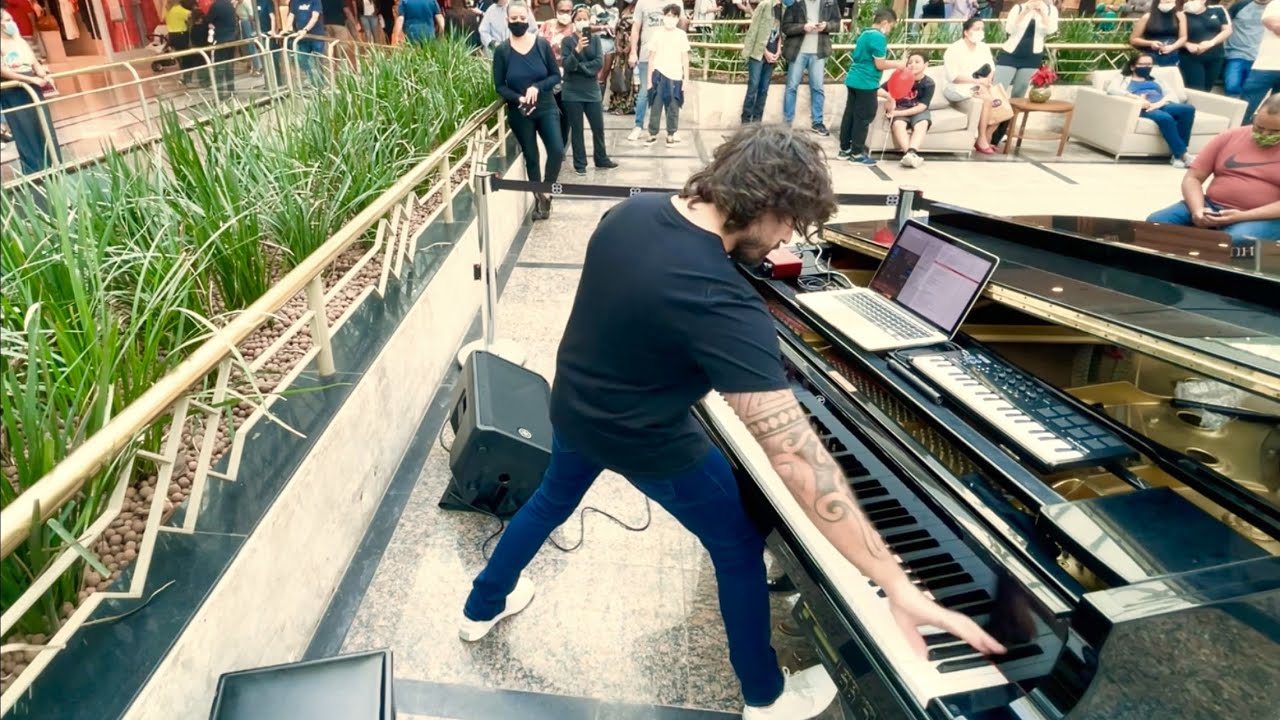 The White Stripes Seven Nation Army (Piano Shopping Mall)