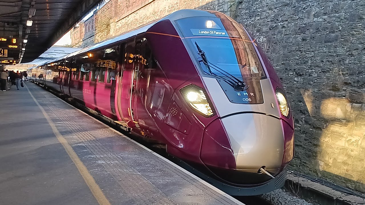 Trains at Sheffield  (MML) 31.12.2025. Last video of 2025. also cab of 810006.