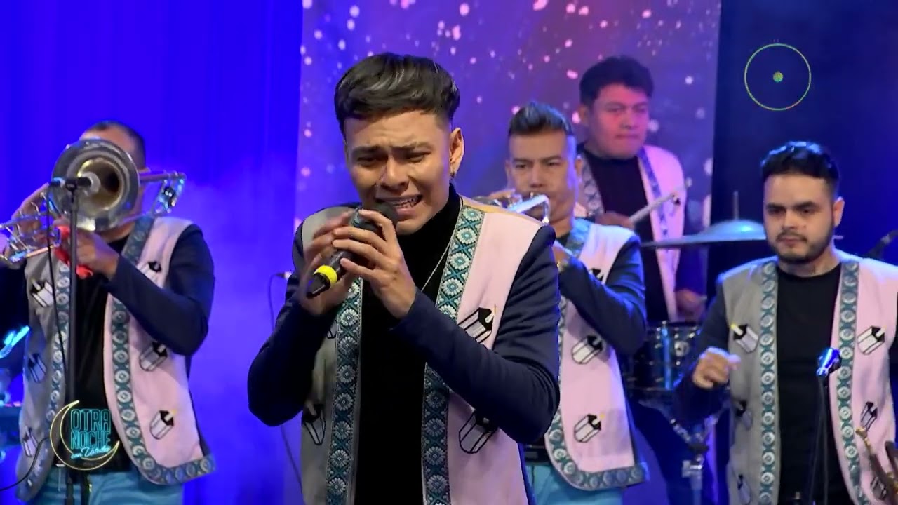 A quién - @giraygiraoficial8866 en Otra Noche