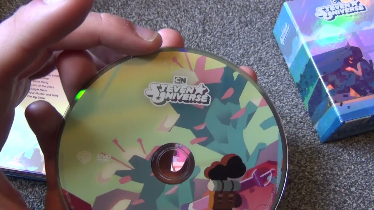 Распаковка DVD «Вселенная Стивена: Полная коллекция» от Cartoon Network