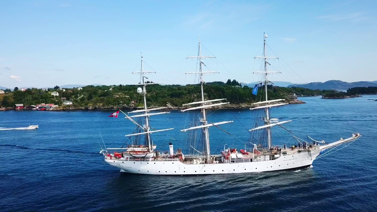 Christian Radich leaving Bergen. Tall Ships Races 2019