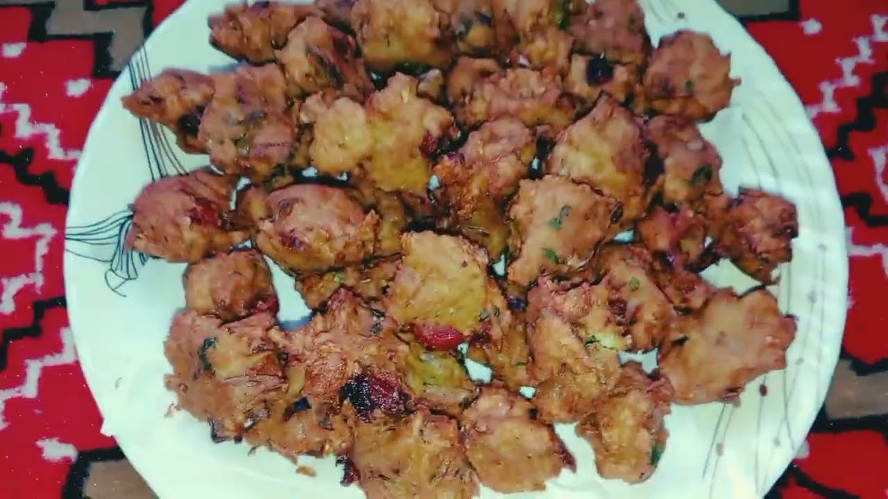 মাংসের মচমচে পেঁয়াজু রেসিপি ডাল পেয়াজু তো অনেক খেয়েছেন এবার মাংসের পিয়াজু খেয়ে দেখুন | recipe 