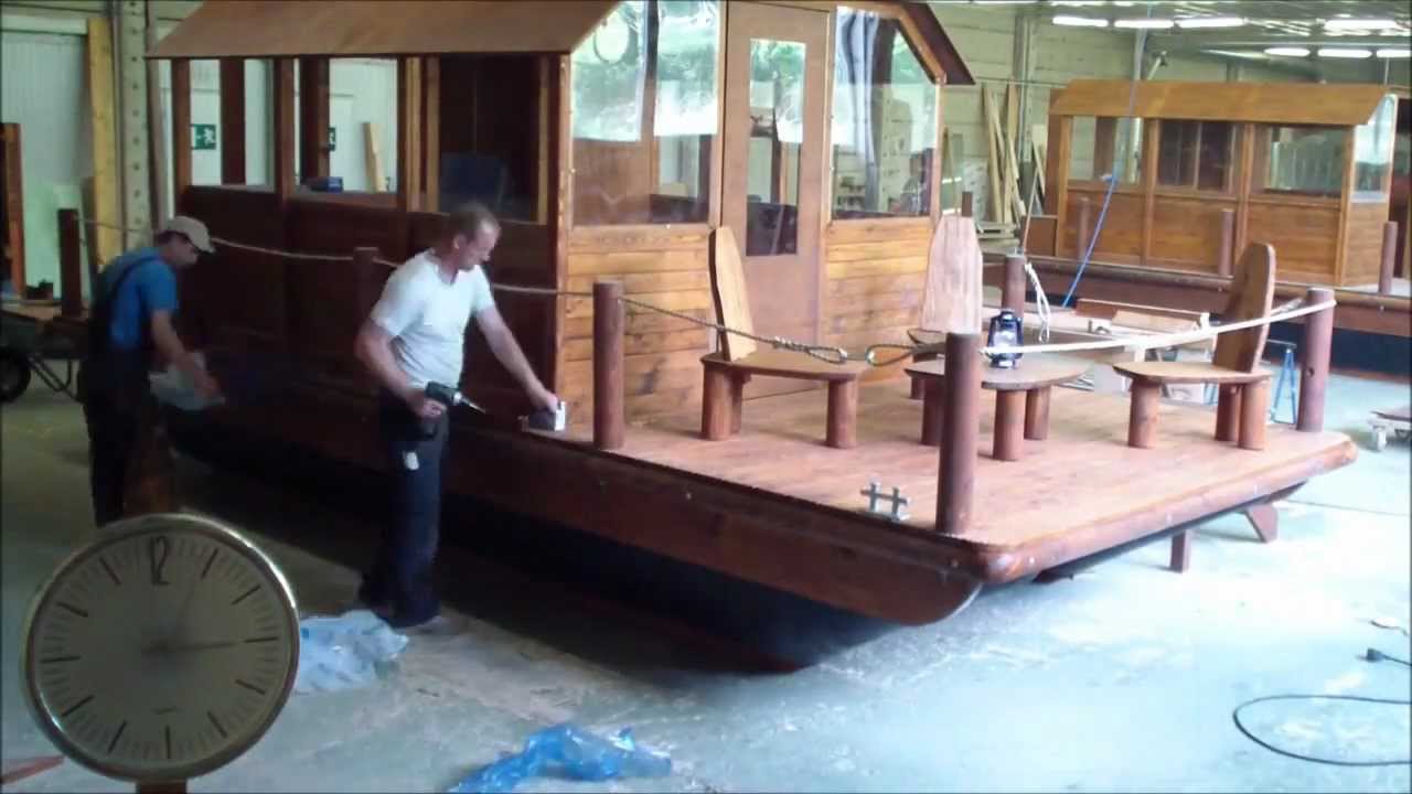 3 Ninjas bauen Floß in 2 Minuten  [ Boot- / Hausboot bauen im Zeitraffer (x 250)], Tom Sawyer Boats