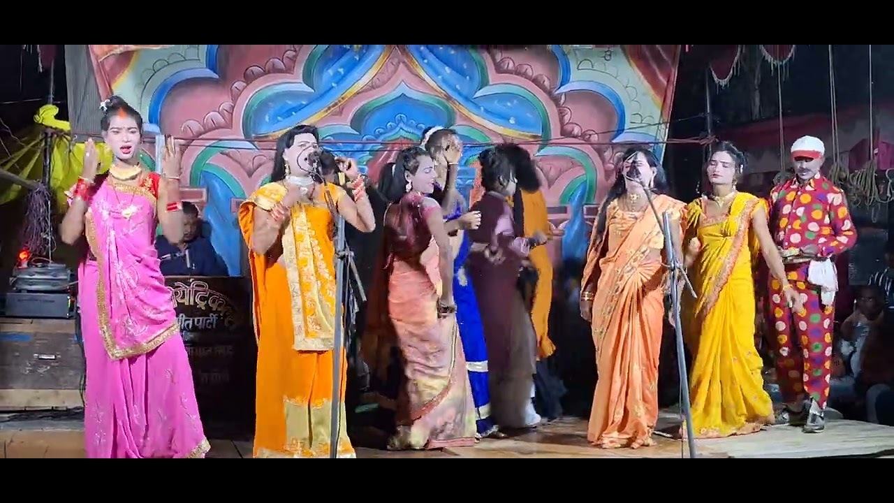 आने से उसके आए बाहर!नौटंकी डांस बिंदागंज#newayushimusicsound #youtubevideos #nautanki #videography
