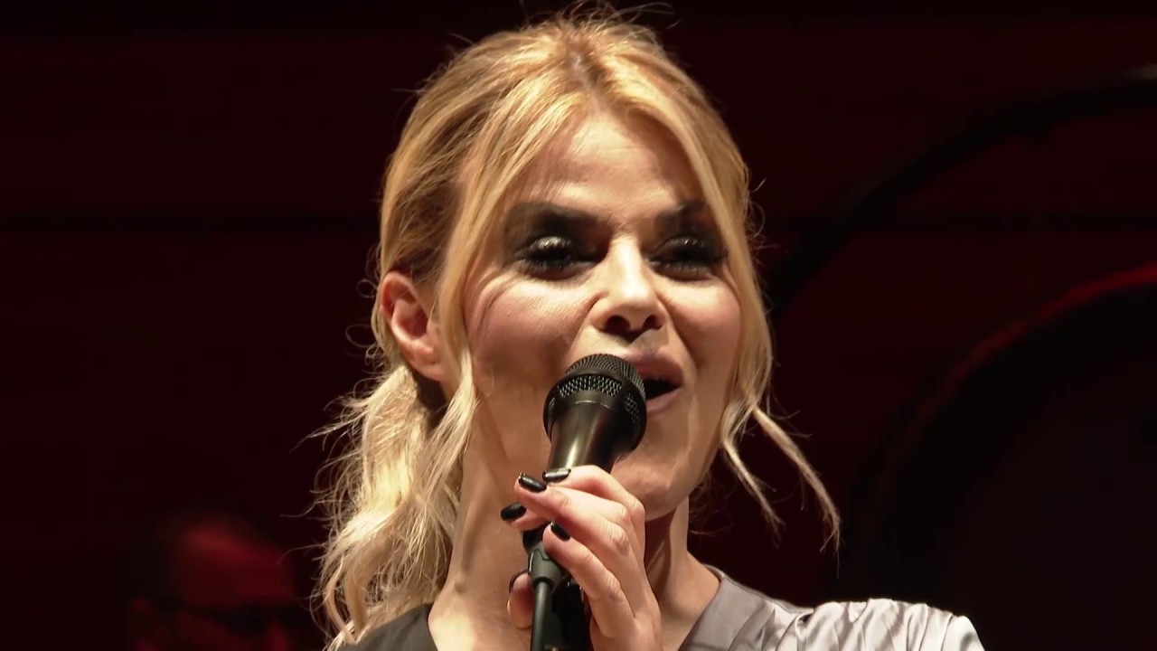 Dani Dimitrovska - Nema dve (Live Rok Simfonija)