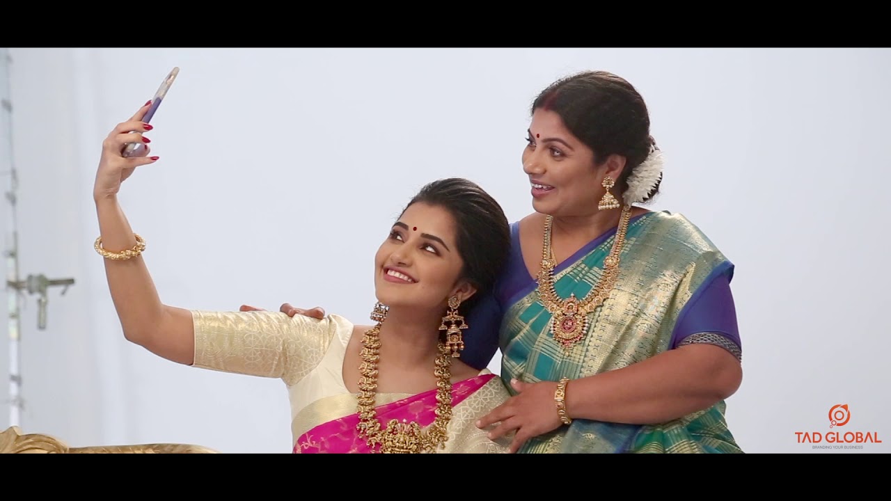 Anutex Shopping Mall | Behind the scenes of the Photoshoot  | Anupama Parameswaran