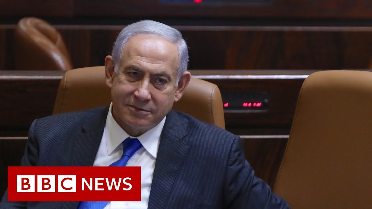 Former Israel PM Netanyahu sits in wrong chair after loss  - BBC News