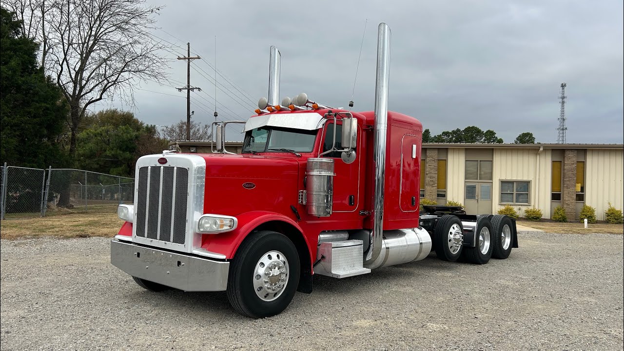 Peterbilt 389 2021 года с двигателем Cat! Пробег после капитального ремонта 103 тыс. миль!