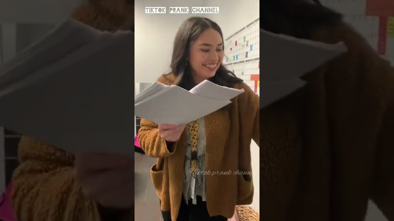 Unlimited Scare prank on my co-workers 😅 😂 😅 😂 Tiktok crazyjd20