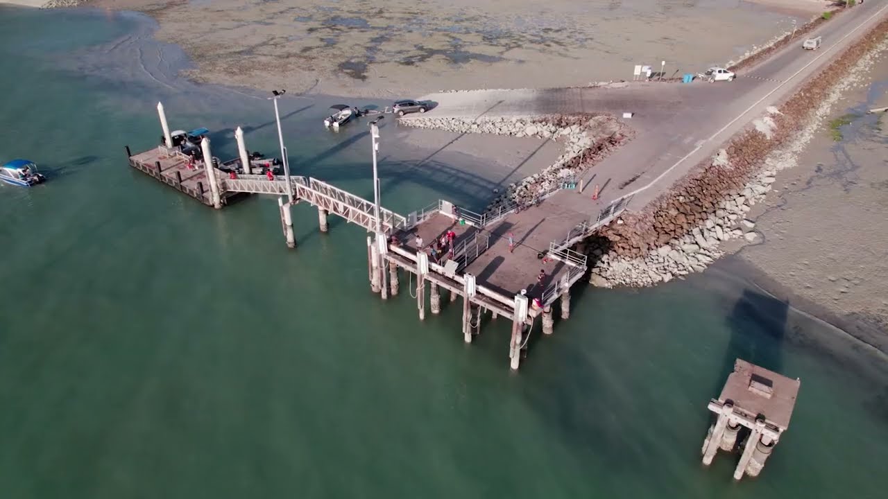 Horn Island - Beaches and wharves