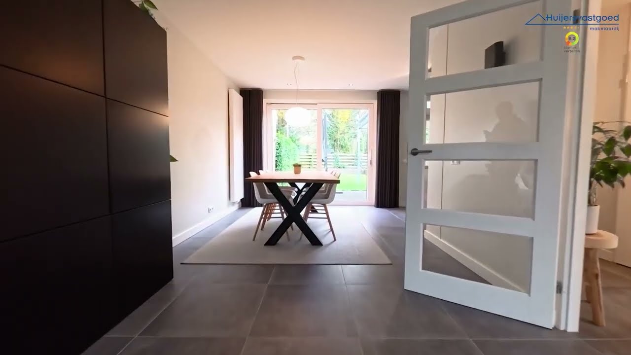 Royale tweekapper met garage en tuin, Europalaan Zuid 115 Budel, Huijers Vastgoed Makelaardij