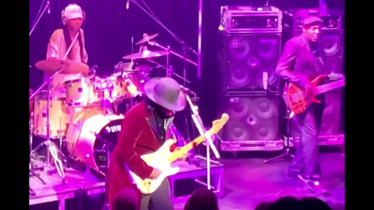 JUNGLE LOVE - Jesse Johnson live in Tokyo Japan.